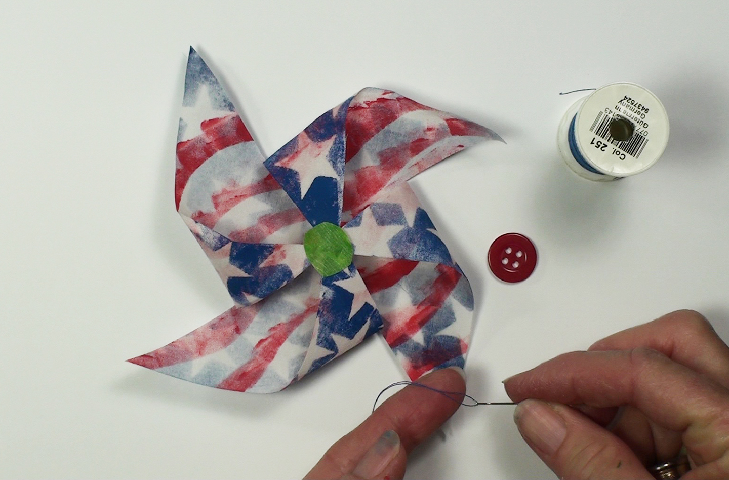 Painting Fabric Pinwheels – Fiber Designs by Ann
